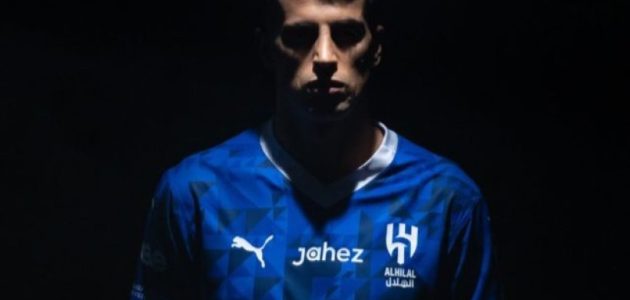 إنتر ميلان يمنح كانسيلو مهلة قصيرة لحسم العودة من الهلال